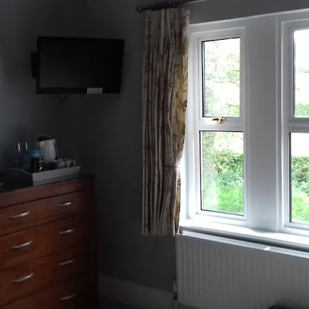 Saxon * מפרץ רובין הוד