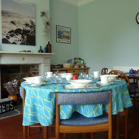 Saxon * Robin Hood's Bay