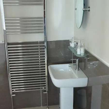 Saxon * Robin Hood's Bay